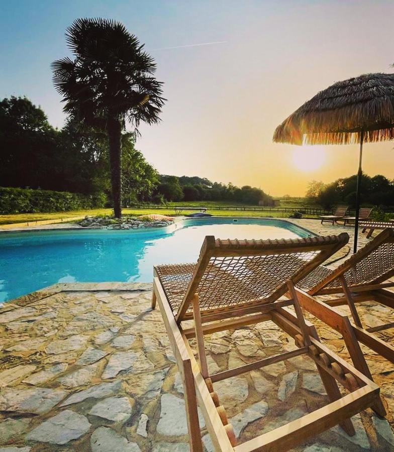 La Vigne D'Or Bed & Breakfast Teuillac Exterior photo