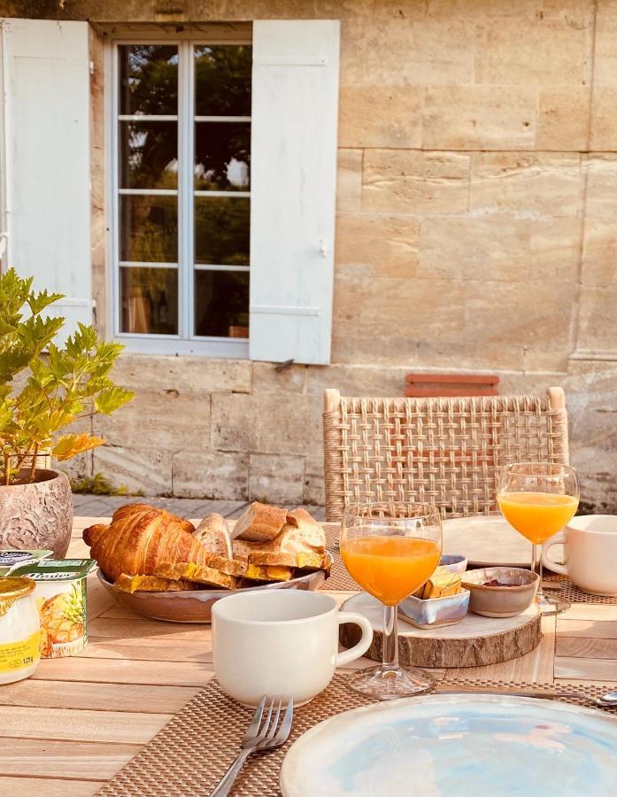 La Vigne D'Or Bed & Breakfast Teuillac Exterior photo