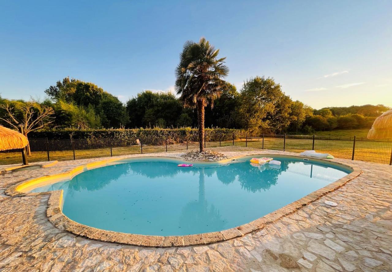 La Vigne D'Or Bed & Breakfast Teuillac Exterior photo