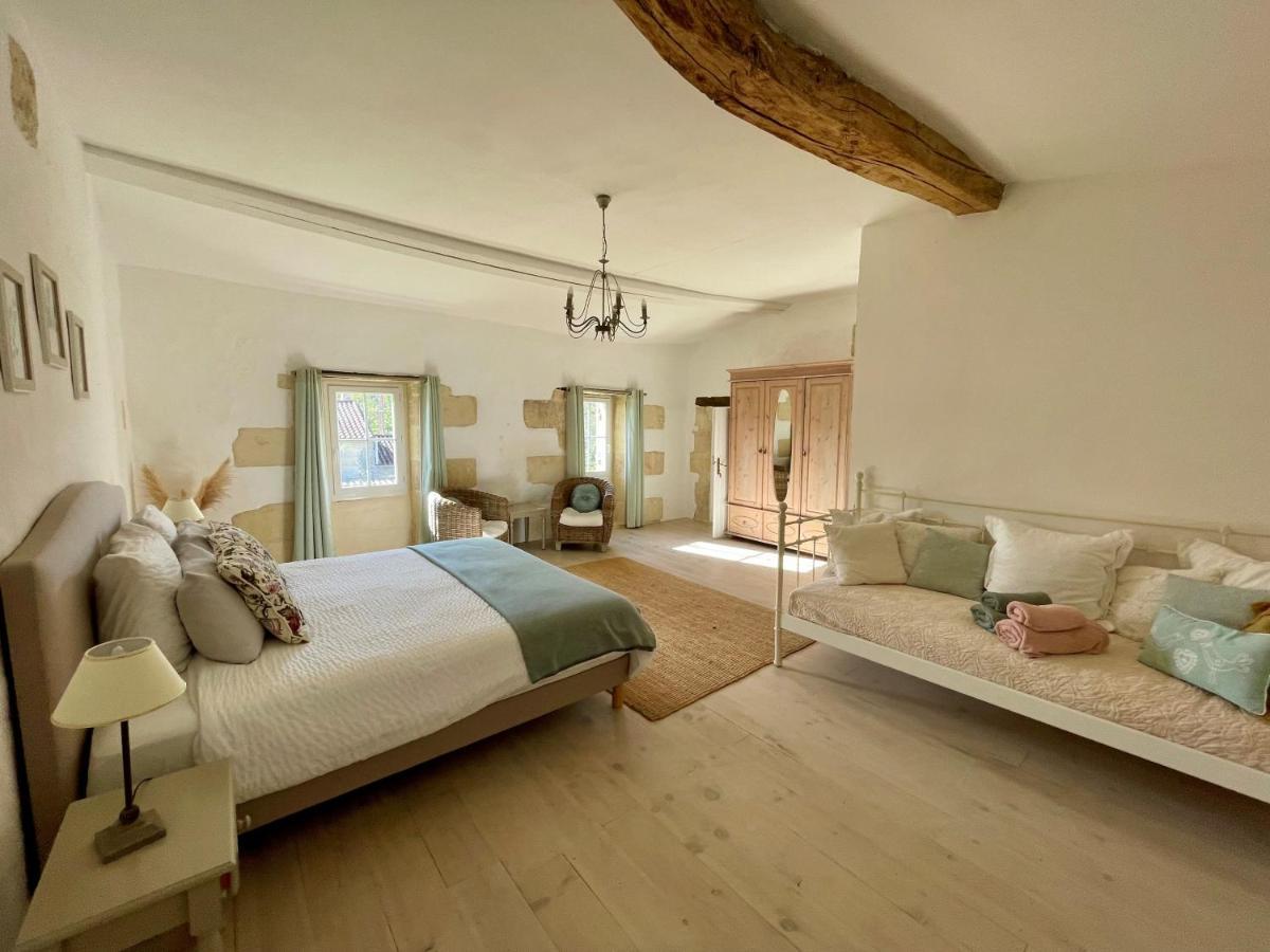 La Vigne D'Or Bed & Breakfast Teuillac Exterior photo